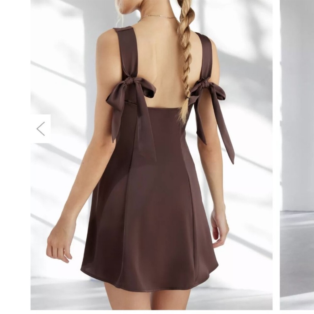 NWT Urban Outfitters Bri Double Bow Chocolate Brown Mini Dress - Picture 5 of 9